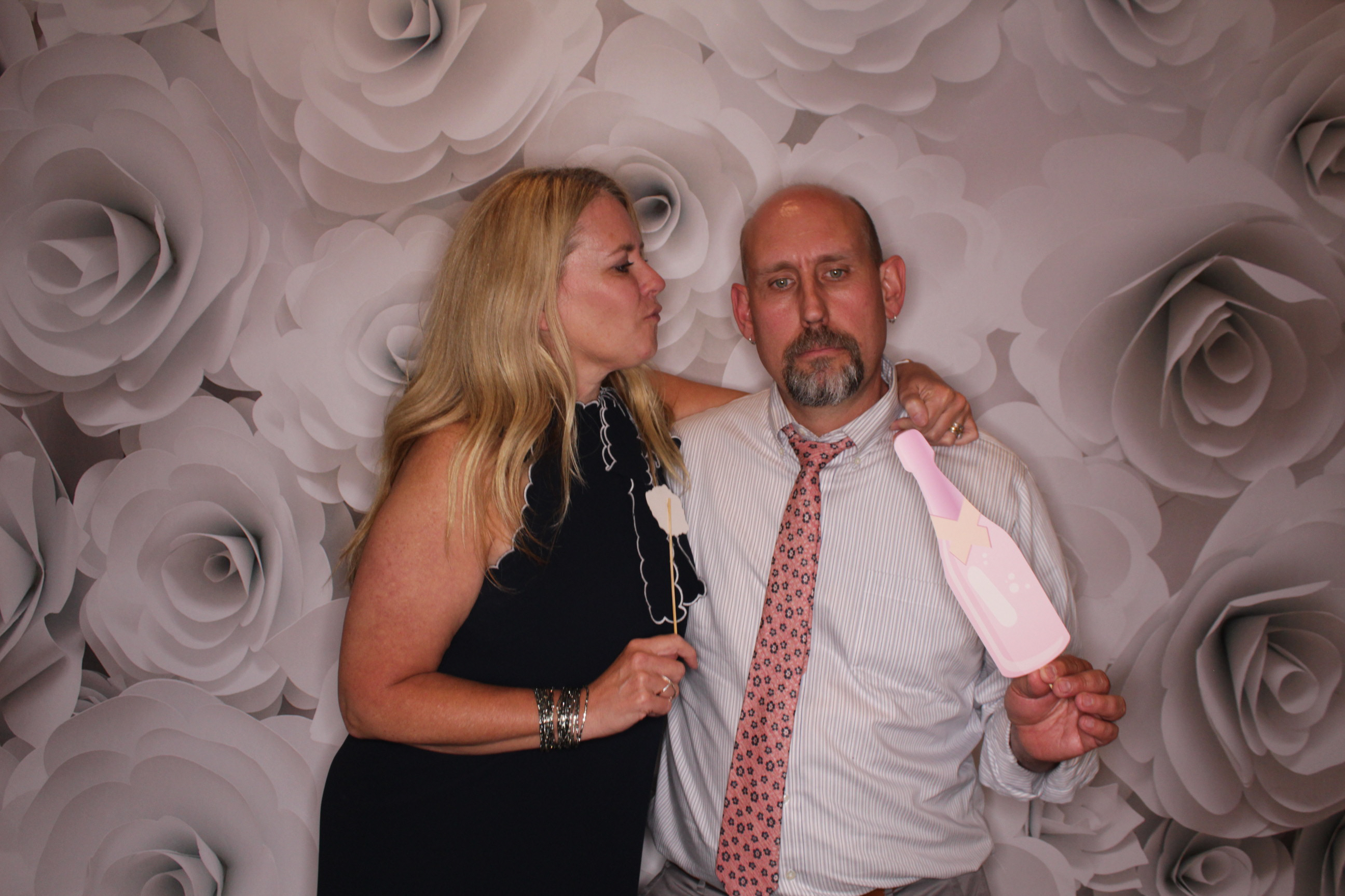 Danni and Brock’s Wedding | View more photos from the event at gallery.photoboothbillings.com/u/PhotoBoothBillings/Danni-and-Brock’s-Wedding